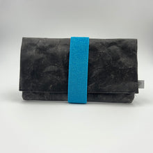 Laden Sie das Bild in den Galerie-Viewer, SanBag MidiMoney schwarz / türkisglitzer