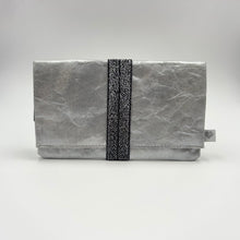 Laden Sie das Bild in den Galerie-Viewer, SanBag MidiMoney silber / schwarzglitzer