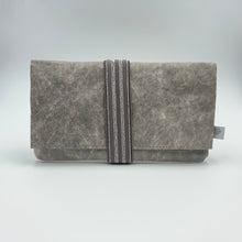 Laden Sie das Bild in den Galerie-Viewer, SanBag MidiMoney taupe / taupeglitzer