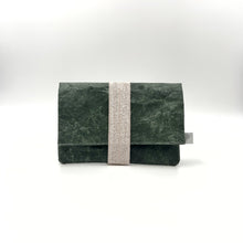 Laden Sie das Bild in den Galerie-Viewer, SanBag MiniMoney oliv / cremeglitzer