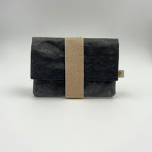 Laden Sie das Bild in den Galerie-Viewer, SanBag MiniMoney schwarz / goldglitzer