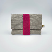 Laden Sie das Bild in den Galerie-Viewer, SanBag MiniMoney taupe / pinkglitzer