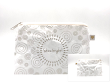 Laden Sie das Bild in den Galerie-Viewer, Shine bright | Zipptäschchen verschiedene Farben