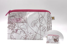 Laden Sie das Bild in den Galerie-Viewer, LineArt | verschiedene Motive & Farben