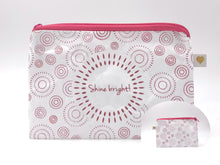 Laden Sie das Bild in den Galerie-Viewer, Shine bright | Zipptäschchen verschiedene Farben