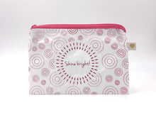 Laden Sie das Bild in den Galerie-Viewer, Shine bright | Zipptäschchen verschiedene Farben