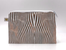 Laden Sie das Bild in den Galerie-Viewer, Waves | verschiedene Farben