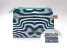 Laden Sie das Bild in den Galerie-Viewer, Waves | verschiedene Farben