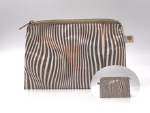 Laden Sie das Bild in den Galerie-Viewer, Waves | verschiedene Farben