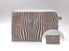 Laden Sie das Bild in den Galerie-Viewer, Waves | verschiedene Farben