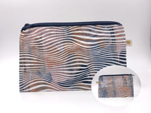 Laden Sie das Bild in den Galerie-Viewer, Waves | verschiedene Farben