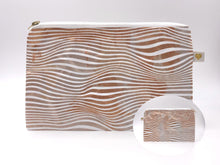 Laden Sie das Bild in den Galerie-Viewer, Waves | verschiedene Farben