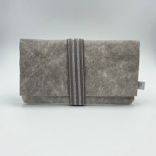 Laden Sie das Bild in den Galerie-Viewer, SanBag MidiMoney taupe / taupeglitzer
