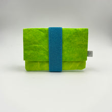 Laden Sie das Bild in den Galerie-Viewer, SanBag MiniMoney limegreen / türkis
